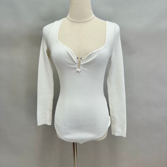 Abercrombie & Fitch Ivory Ribbed Plunge Knit Long Sleeve Bodysuit Size Small - Picture 2 of 16